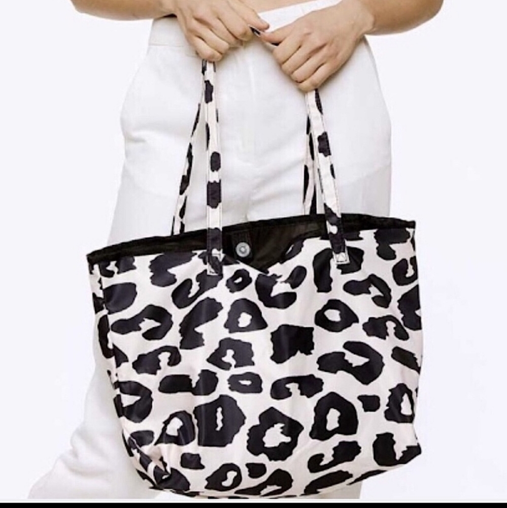 Ivory & leopard bag